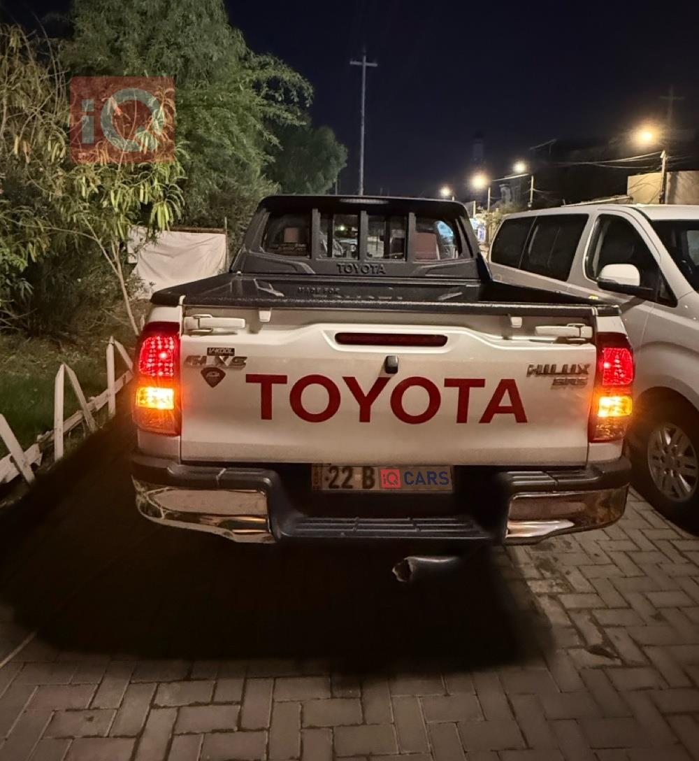 تويوتا هايلوكس